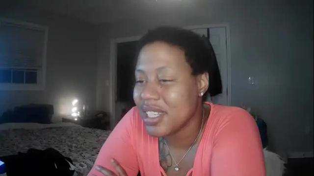 Image 8 of brownroundgoldie Stream on Chaturbate on 1 month ago