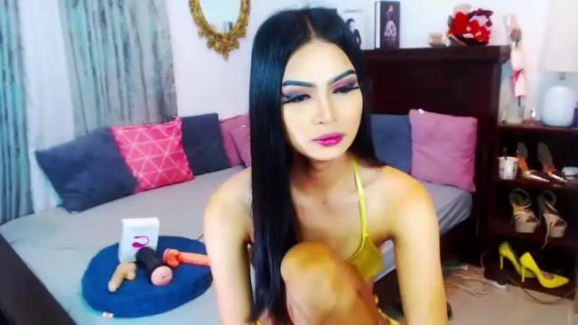 Image 3 of brownsausageroberta Stream on Chaturbate on 12 months ago