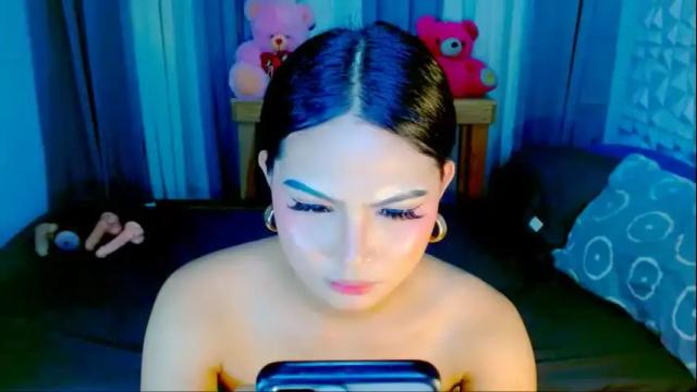 Image 6 of brownsausageroberta Stream on Chaturbate on 12 days ago