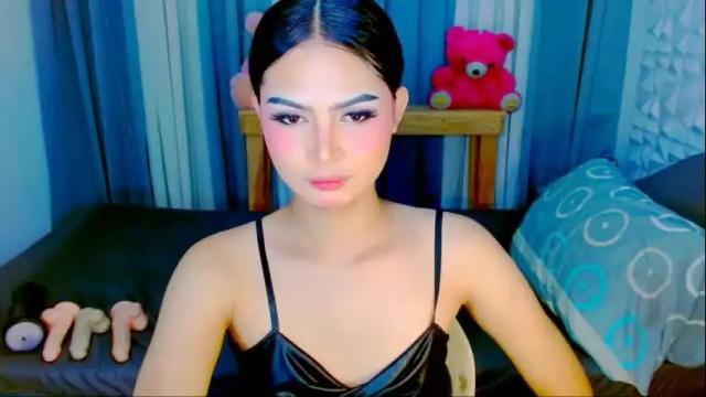 Image 6 of brownsausageroberta Stream on Chaturbate on 6 days ago