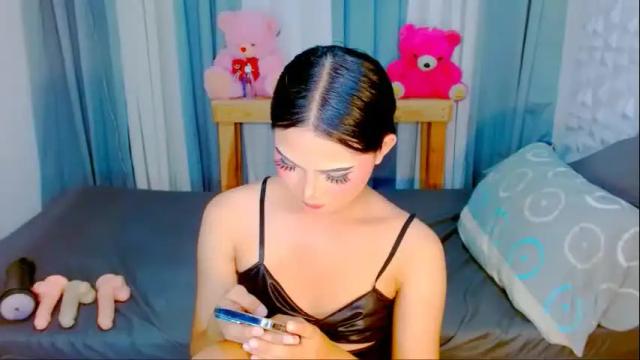 Image 8 of brownsausageroberta Stream on Chaturbate on 6 days ago
