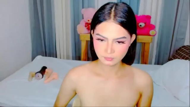 Image 2 of brownsausageroberta Stream on Chaturbate on 2 days ago