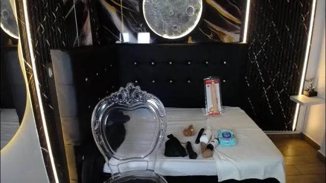 Thumbnail 1, bruja_scarlata's Stream at Chaturbate, 1 month ago