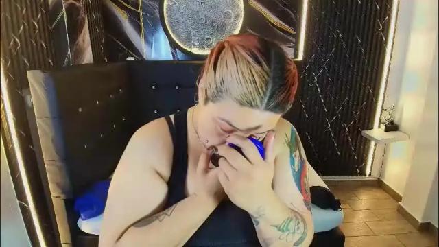 Image 7 of bruja_scarlata Stream on Chaturbate on 1 month ago