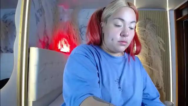 Image 7 of bruja_scarlata Stream on Chaturbate on 1 month ago