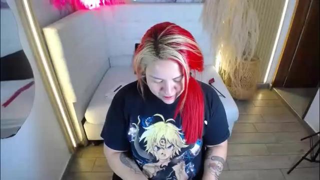 Image 4 of bruja_scarlata Stream on Chaturbate on 26 days ago