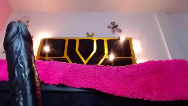 Image 6 of bruneleti_sex Stream on Chaturbate on 1 month ago