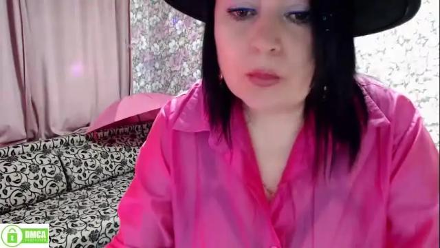 Image 10 of brunette7786 Stream on Chaturbate on 6 months ago