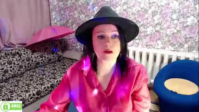 Image 3 of brunette7786 Stream on Chaturbate on 5 months ago