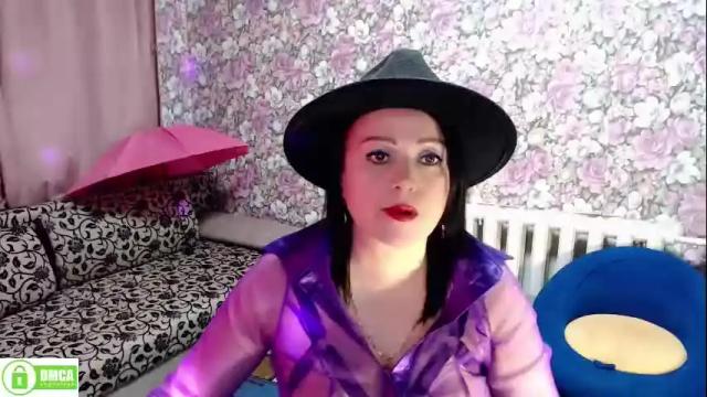 Image 3 of brunette7786 Stream on Chaturbate on 5 months ago