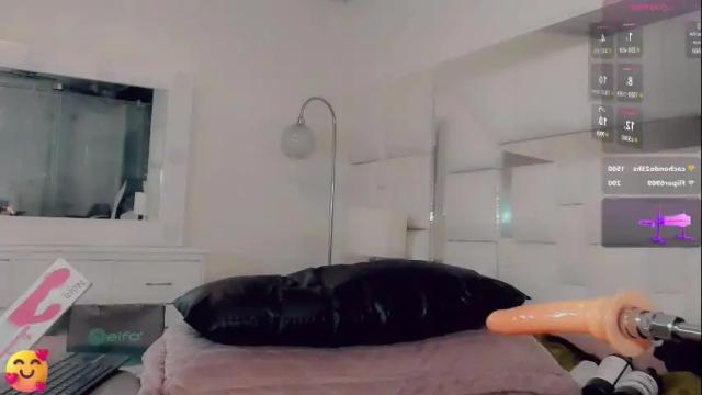 Image 2 of brunettesexy11 Stream on Chaturbate on 1 month ago