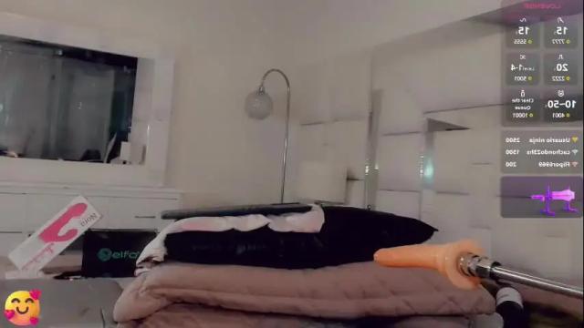 Image 2 of brunettesexy11 Stream on Chaturbate on 1 month ago