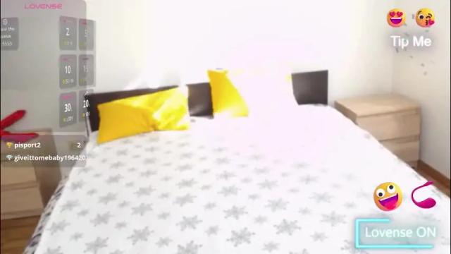 Image 4 of brunettgirl_ Stream on Chaturbate on 2 months ago