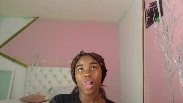 Image 12 of bruunette_sex Stream on Chaturbate on 15 months ago