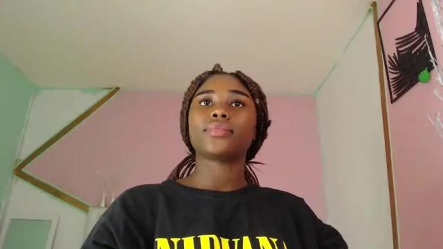 Image 3 of bruunette_sex Stream on Chaturbate on 15 months ago