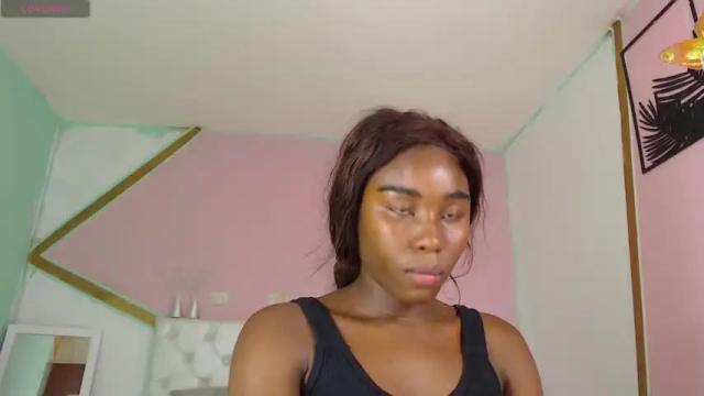 Image 2 of bruunette_sex Stream on Chaturbate on 14 months ago