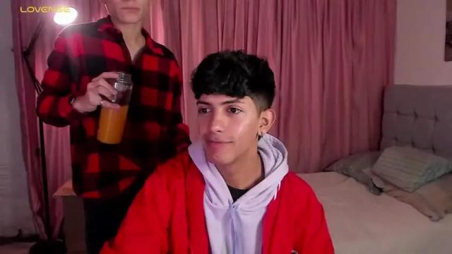 Thumbnail 1, bryam_hot's Stream at Chaturbate, 17 months ago