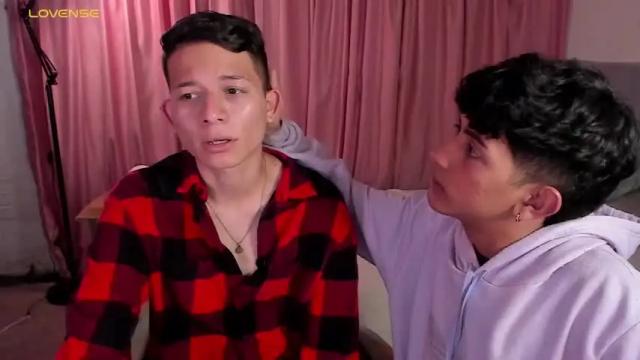 Image 4 of bryam_hot Stream on Chaturbate on 17 months ago