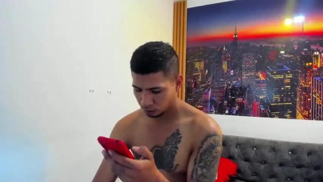 Thumbnail 1, bryant_and_mia's Stream at Chaturbate, 19 months ago