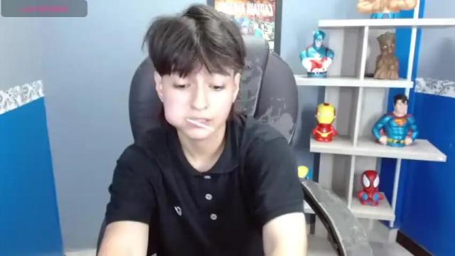 Image 2 of bryce_evans Stream on Chaturbate on 13 months ago