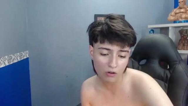 Image 7 of bryce_evans Stream on Chaturbate on 14 months ago