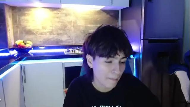 Image 2 of bryce_evans Stream on Chaturbate on 1 month ago