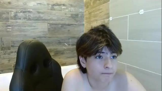 Image 12 of bryce_evans Stream on Chaturbate on 4 months ago