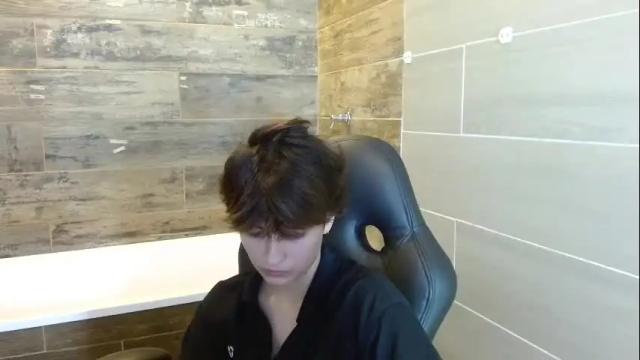 Image 7 of bryce_evans Stream on Chaturbate on 4 days ago