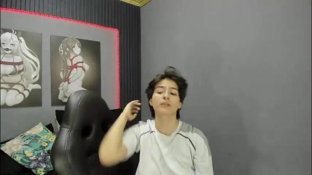 Image 2 of bryce_evans Stream on Chaturbate on 2 months ago