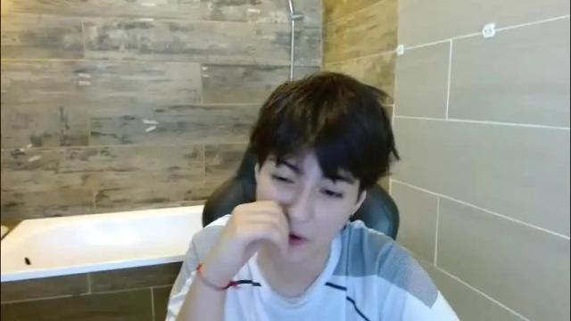 Image 2 of bryce_evans Stream on Chaturbate on 2 days ago