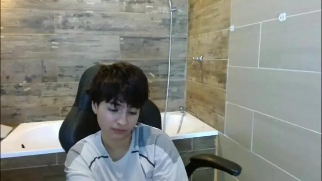 Image 8 of bryce_evans Stream on Chaturbate on 2 days ago