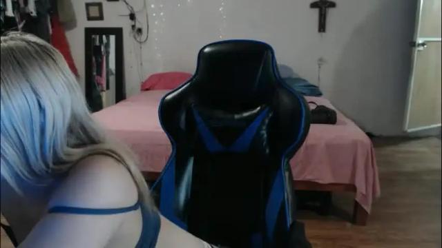 Image 7 of bubblebut11 Stream on Chaturbate on 2 months ago