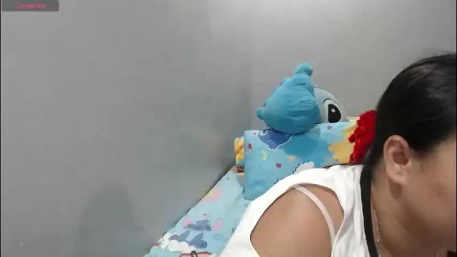 Image 4 of bubblebuttpinay Stream on Chaturbate on 2 months ago