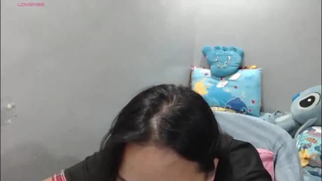 Image 7 of bubblebuttpinay Stream on Chaturbate on 3 days ago