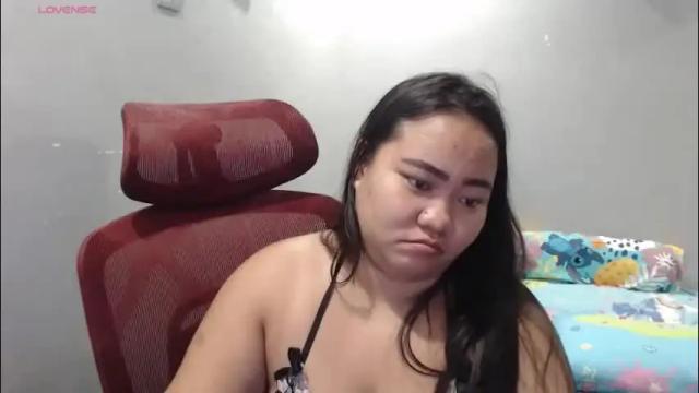 Image 7 of bubblebuttpinay Stream on Chaturbate on 7 days ago