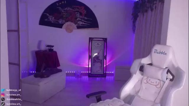 Image 3 of bubblewhite_ Stream on Chaturbate on 2 months ago