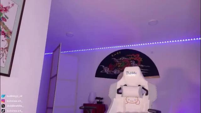 Image 11 of bubblewhite_ Stream on Chaturbate on 1 month ago