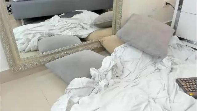 Image 2 of buda_and_cataleya_ Stream on Chaturbate on 2 months ago