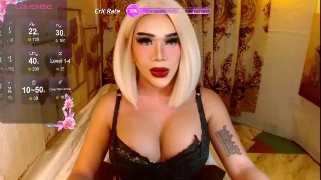 Image 2 of buena_fortuna Stream on Chaturbate on 16 days ago