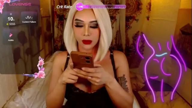 Image 10 of buena_fortuna Stream on Chaturbate on 11 days ago