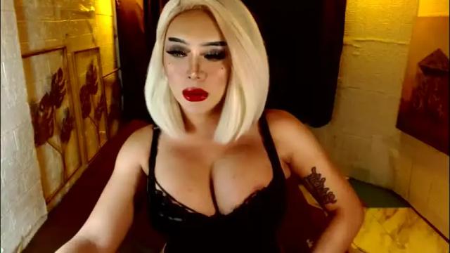 Image 2 of buena_fortuna Stream on Chaturbate on 2 months ago