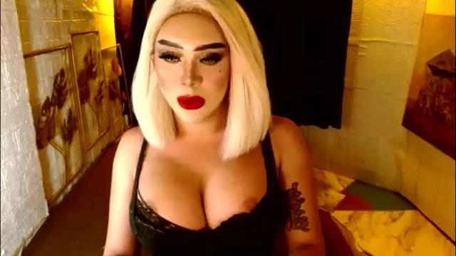 Image 2 of buena_fortuna Stream on Chaturbate on 2 months ago