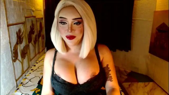 Image 12 of buena_fortuna Stream on Chaturbate on 2 months ago