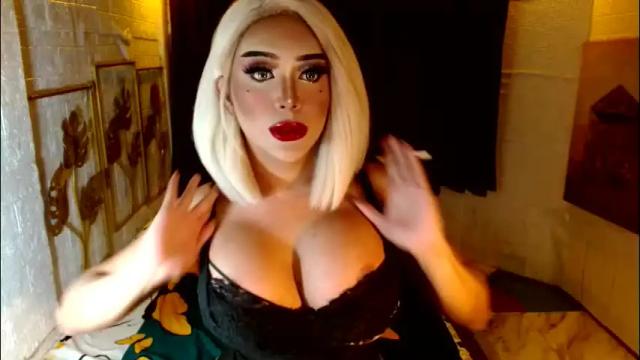 Image 4 of buena_fortuna Stream on Chaturbate on 2 months ago