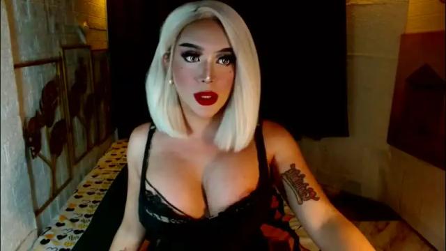 Image 2 of buena_fortuna Stream on Chaturbate on 2 months ago
