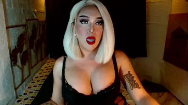 Image 7 of buena_fortuna Stream on Chaturbate on 2 months ago