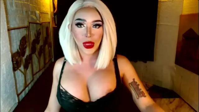 Image 10 of buena_fortuna Stream on Chaturbate on 1 month ago