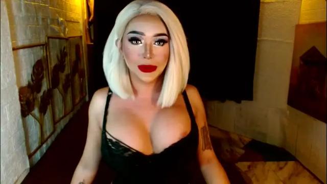 Image 4 of buena_fortuna Stream on Chaturbate on 1 month ago