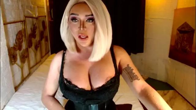 Image 10 of buena_fortuna Stream on Chaturbate on 1 month ago