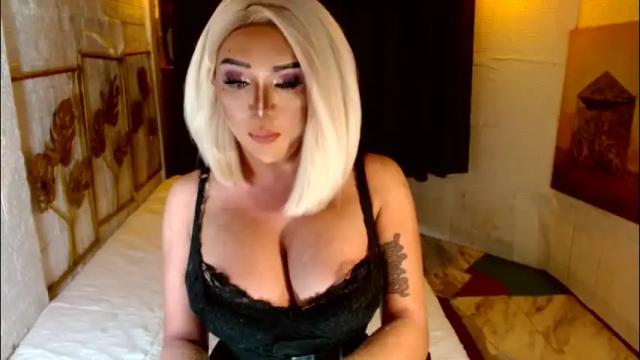 Image 6 of buena_fortuna Stream on Chaturbate on 1 month ago